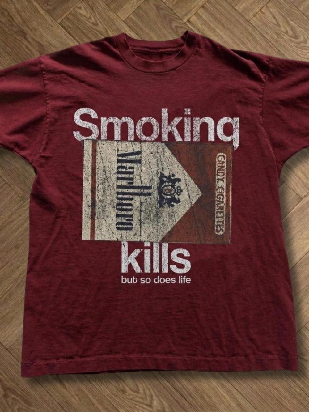 Gildan Maroon Graphic Tee - 'Smoking Kills'